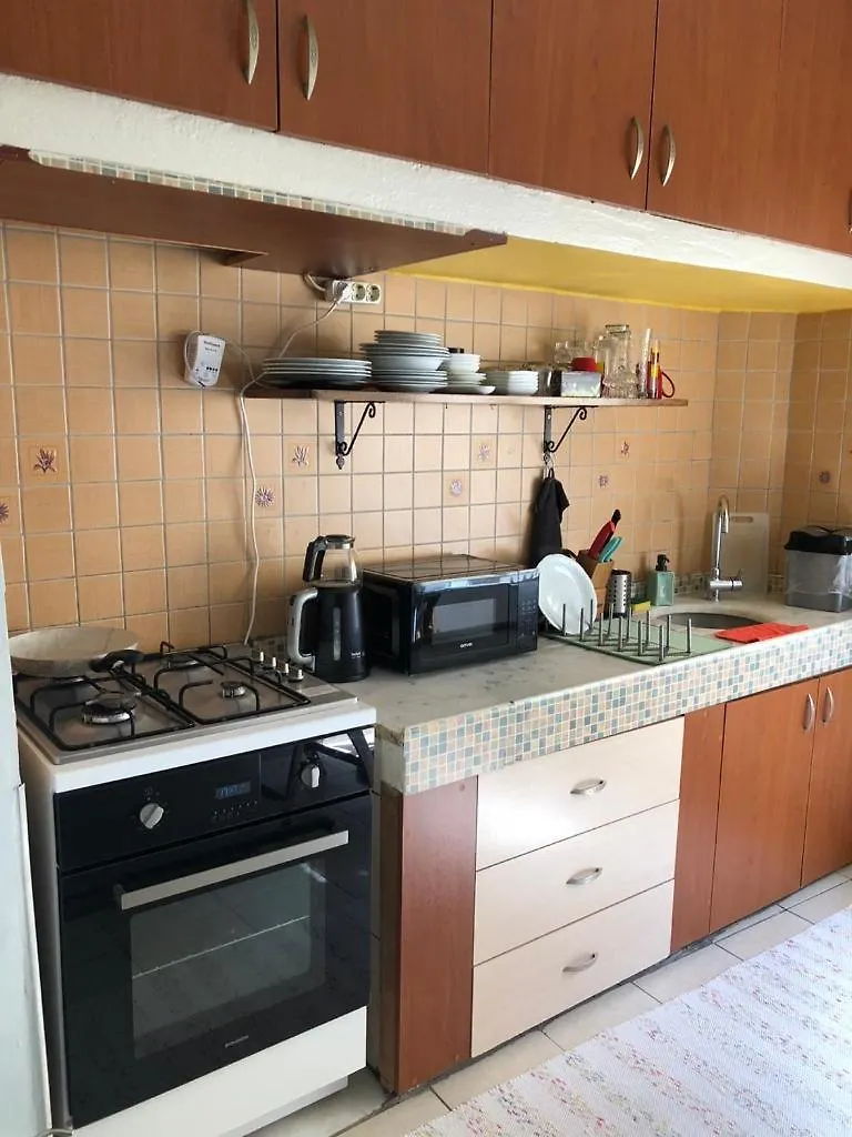 Antalya Kaleici Muhtesem Konum Genis Balkonlu Mutfakli Daire Апартаменты