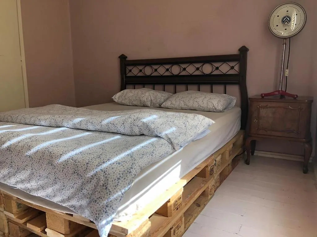 Antalya Kaleici Muhtesem Konum Genis Balkonlu Mutfakli Daire 0*,  Турция